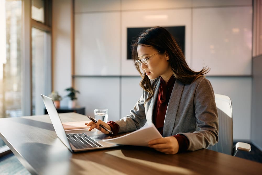 Comment utiliser les financements de l’État pour déployer des formations en entreprise et le rôle des OPCO dans l’accompagnement des employeurs et salariés.